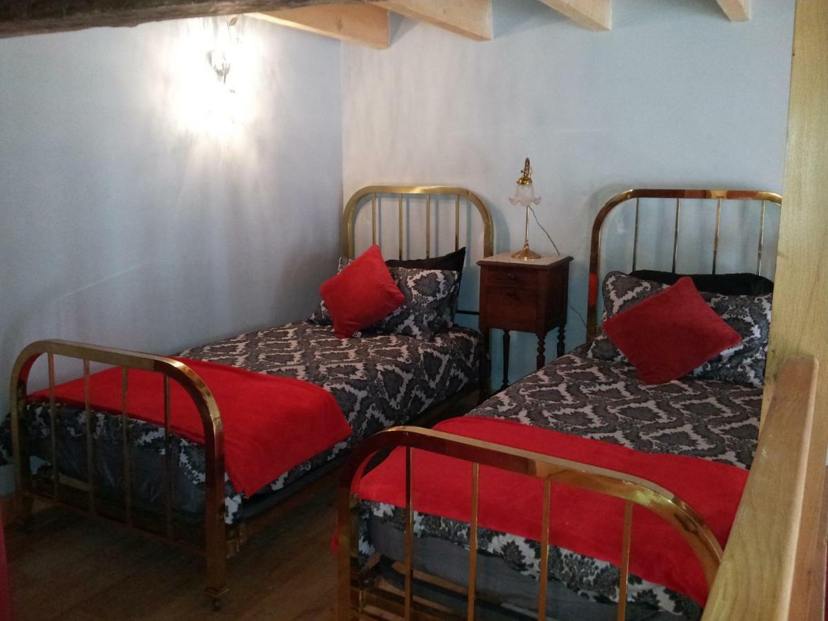 Вілла La Belle Maison Piegut-Pluviers Екстер'єр фото